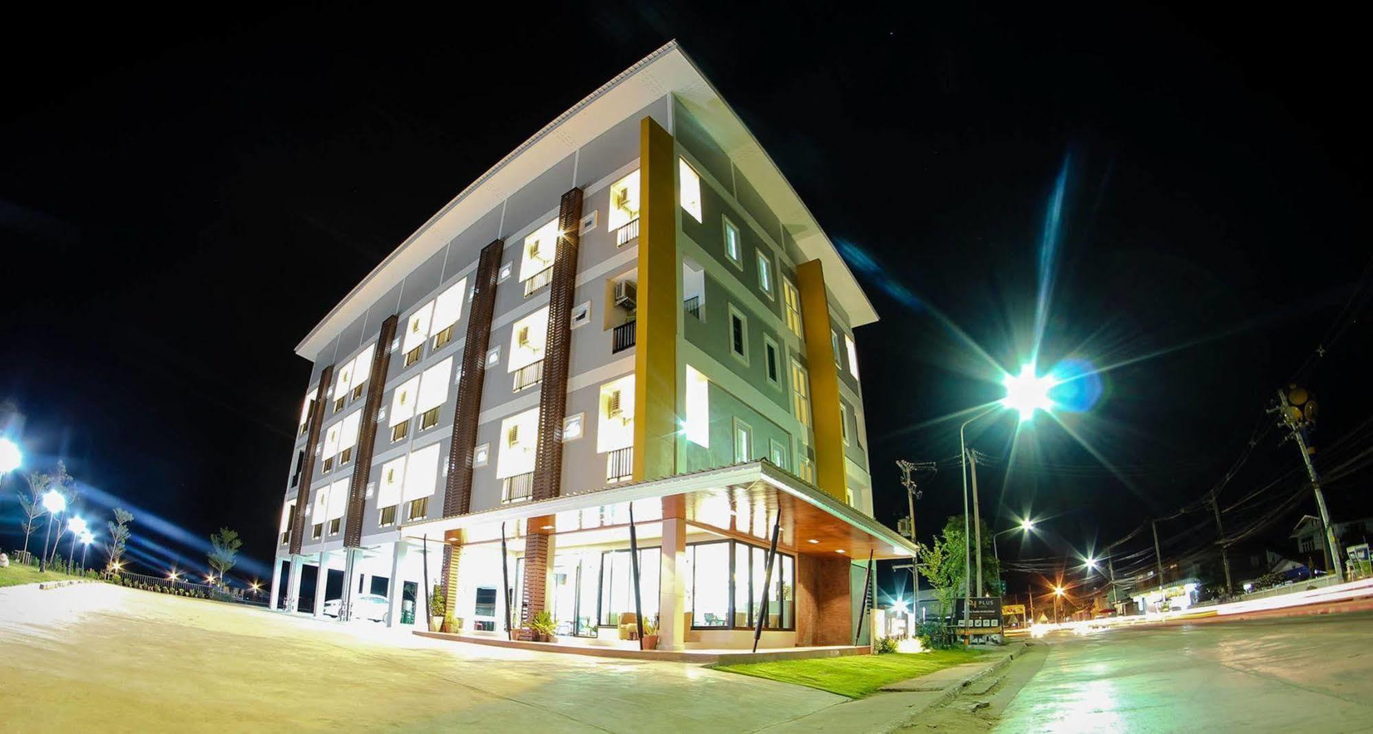 Plus Hotel Loei Exterior photo